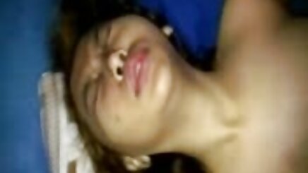 دختر آماتور فاک و facialized توسط یک مرد چاق فیلم لیسیدن سینه